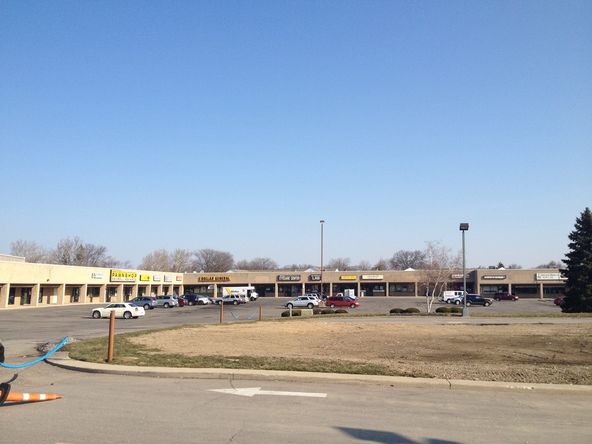 West Broad Square: 4788-4904 West Broad Street, Columbus, OH 43228